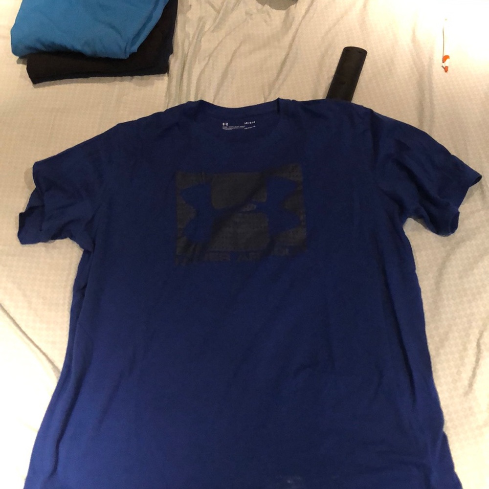 Under armour t-shirt